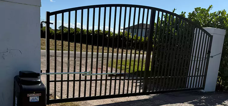 Driveway Fence Repair Midwest City